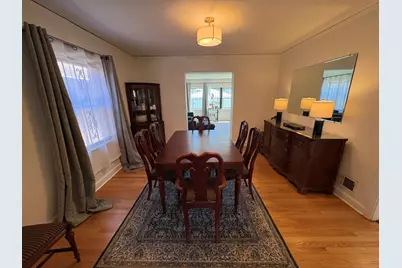 10443 S Calumet Avenue, Chicago, IL 60628 - Photo 9