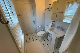 10443 S Calumet Ave, Chicago, IL 60628 - Photo 35