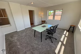 10443 S Calumet Ave, Chicago, IL 60628 - Photo 33