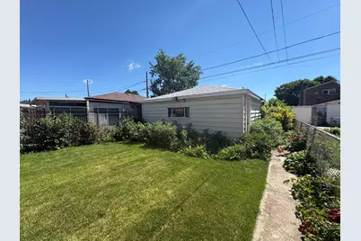 10443 S Calumet Avenue, Chicago, IL 60628 - Photo 63