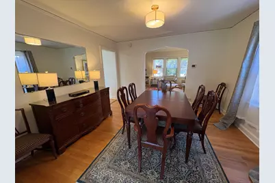 10443 S Calumet Avenue, Chicago, IL 60628 - Photo 11