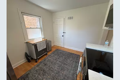 10443 S Calumet Avenue, Chicago, IL 60628 - Photo 15