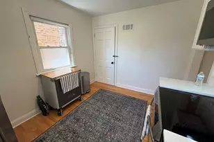 10443 S Calumet Ave, Chicago, IL 60628 - Photo 15