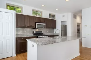 1947 W Evergreen Ave, Chicago, IL 60622 - Photo 11