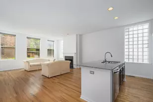 1947 W Evergreen Ave, Chicago, IL 60622 - Photo 3