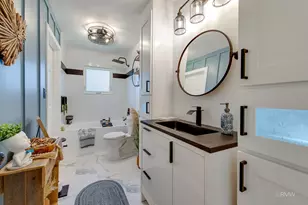 310 S Mason St, Bensenville, IL 60106 - Photo 19