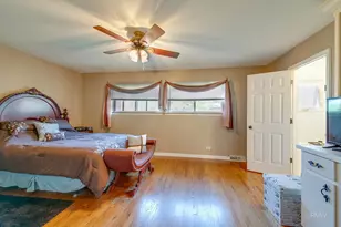 310 S Mason St, Bensenville, IL 60106 - Photo 17
