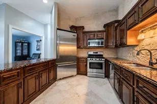 1535 Raymond Dr, Naperville, IL 60563 - Photo 3