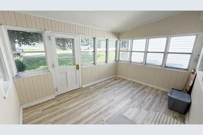 411 E North Street, Morrison, IL 61270 - Photo 9