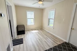 411 E North St, Morrison, IL 61270 - Photo 7