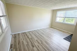 411 E North St, Morrison, IL 61270 - Photo 5