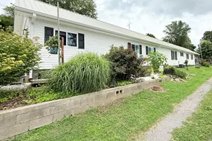 220 E Rose St, Cave In Rock, IL 62919 - Photo 3