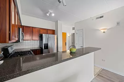 405 S Creekside Drive #404, Palatine, IL 60074 - Photo 7