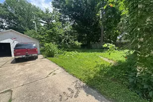 820 N 6th St, Springfield, IL 62702 - Photo 25