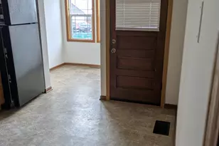 2440 W Warner Ave, Chicago, IL 60618 - Photo 13
