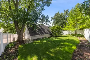 117 N Park Blvd, Glen Ellyn, IL 60137 - Photo 33