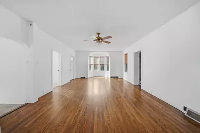 215 W Lincoln Highway, Franklin Grove, IL 61031 - Photo 9