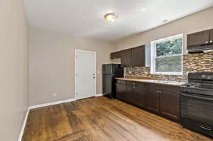 7843 S Evans Ave, Chicago, IL 60619 - Photo 9