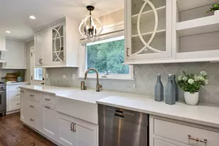 1328 Cabot Ln, Schaumburg, IL 60193 - Photo 9