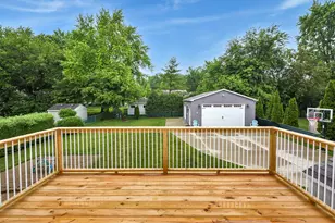 1328 Cabot Ln, Schaumburg, IL 60193 - Photo 11