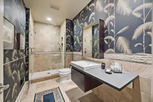 64 Forest Gate Cir, Oak Brook, IL 60523 - Photo 21