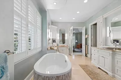 64 Forest Gate Circle, Oak Brook, IL 60523 - Photo 13