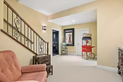 64 Forest Gate Circle, Oak Brook, IL 60523 - Photo 23