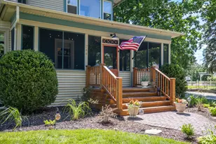244 S Sycamore St, Genoa, IL 60135 - Photo 5