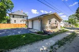 244 S Sycamore St, Genoa, IL 60135 - Photo 81