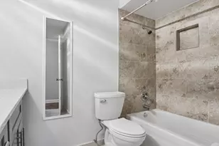 770 Pahl Rd, Elk Grove Village, IL 60007 - Photo 9