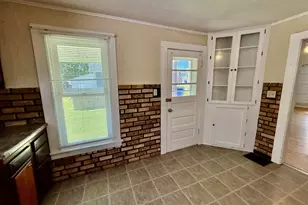 302 S Walnut St, Kewanee, IL 61443 - Photo 5