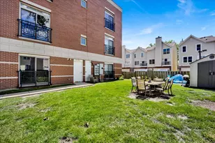 9222 Ewing Ave, Evanston, IL 60203 - Photo 21
