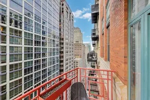 208 W Washington St, Chicago, IL 60606 - Photo 21
