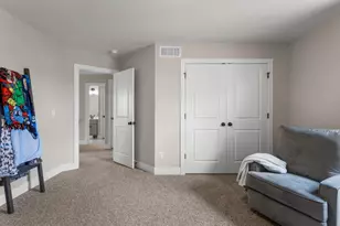 7 Kirby Cir, Monticello, IL 61856 - Photo 31