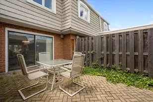 [Address not provided], Highland Park, IL 60035 - Photo 17
