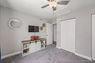 2433 Daybreak Ct, Elgin, IL 60123 - Photo 19
