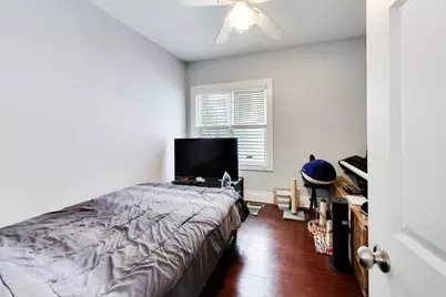 4825 W Hutchinson Street, Chicago, IL 60641 - Photo 19