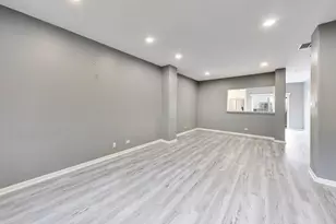 124 Rosehall Dr, Lake Zurich, IL 60047 - Photo 7