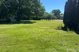 42192 N Chase Ct, Antioch, IL 60002 - Photo 1