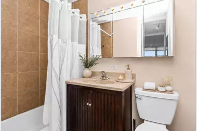 655 W Irving Park Road #2716, Chicago, IL 60613 - Photo 11