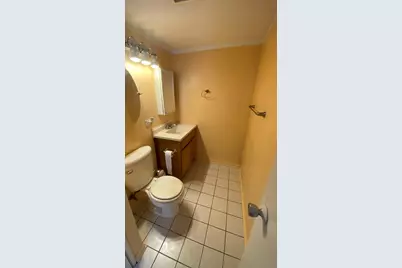 5S100 Pebblewood Lane #D10, Naperville, IL 60563 - Photo 11