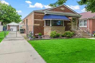 10104 S Turner Avenue, Evergreen Park, IL 60805 - Photo 1