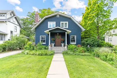 1494 Oakwood Avenue, Highland Park, IL 60035 - Photo 1