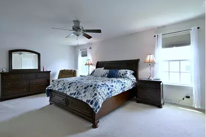 819 Glacial Falls Drive, Gilberts, IL 60136 - Photo 21