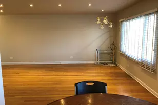 1674 Maple St, Des Plaines, IL 60018 - Photo 7