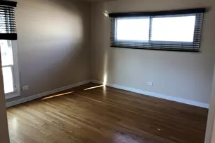 1674 Maple St, Des Plaines, IL 60018 - Photo 23