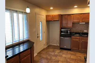1674 Maple Street, Des Plaines, IL 60018 - Photo 5