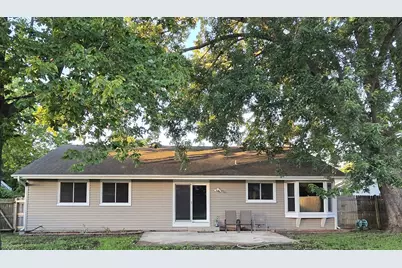 [Address not provided], Warrenville, IL 60555 - Photo 3