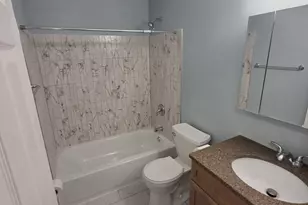 [Address not provided], Warrenville, IL 60555 - Photo 13