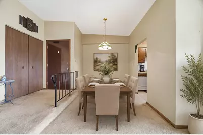 13935 Laramie Avenue #220, Crestwood, IL 60418 - Photo 3